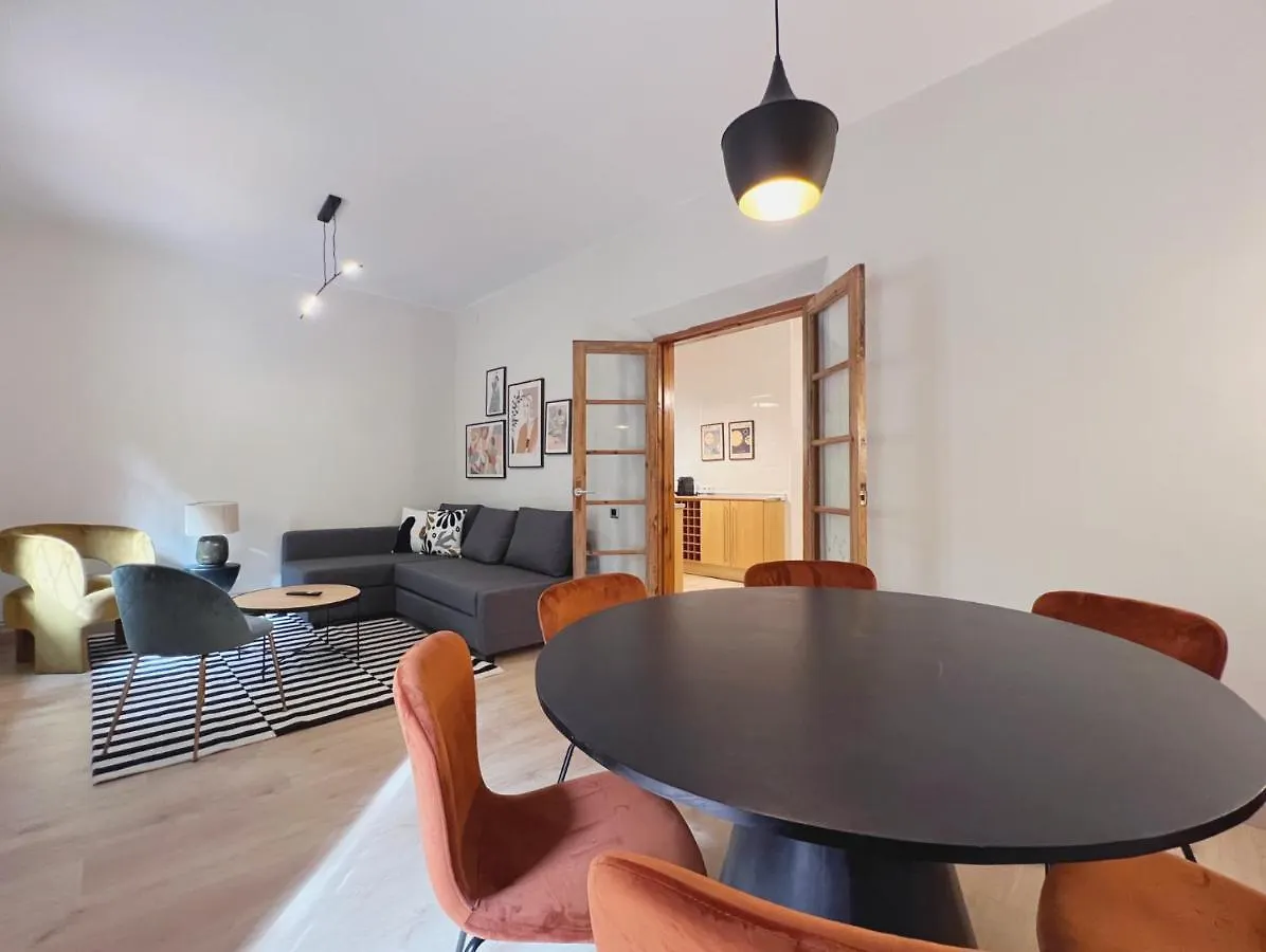 Stay U-Nique Apartment Gran Via IV برشلونة