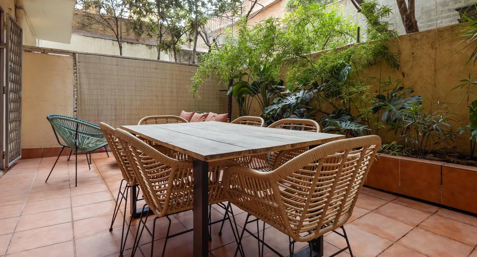 Stay U-Nique Apartment Gran Via IV Barcelona Spain